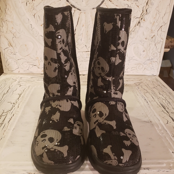 I heart Ugg Kisses Short - Picture 6 of 10